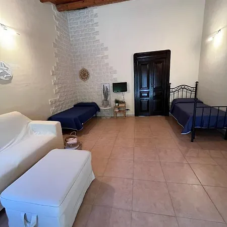 Cascina S.lucia * Noto